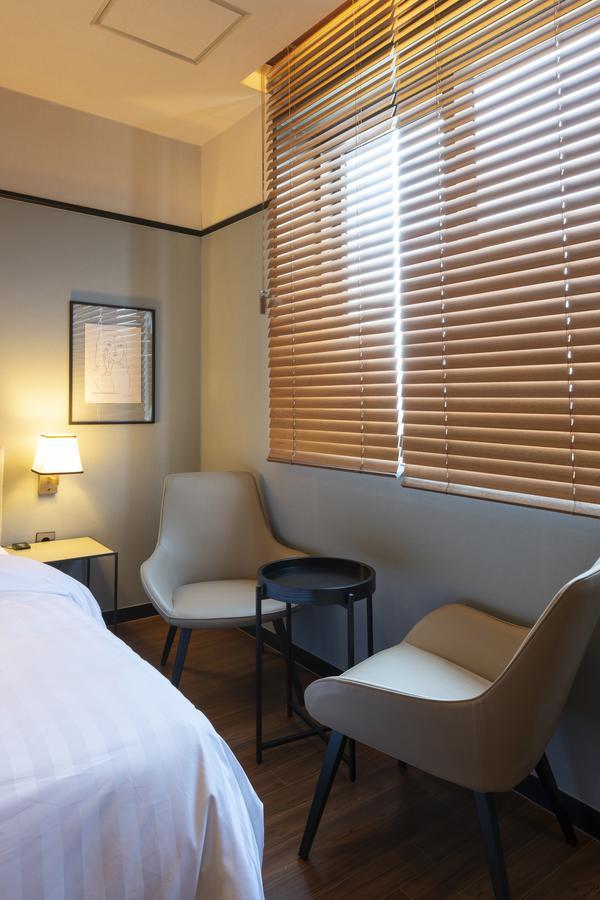 Brown-Dot Hotel Shinho Busan Extérieur photo