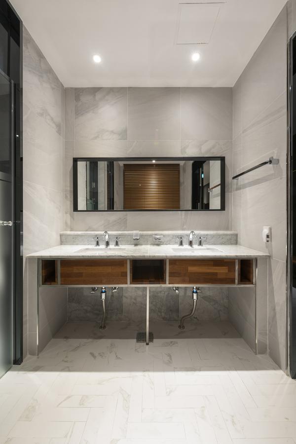 Brown-Dot Hotel Shinho Busan Extérieur photo