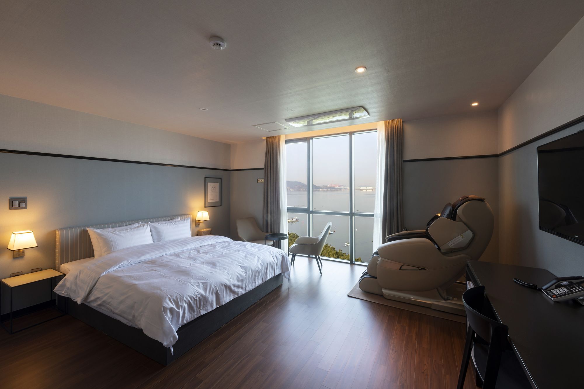 Brown-Dot Hotel Shinho Busan Extérieur photo
