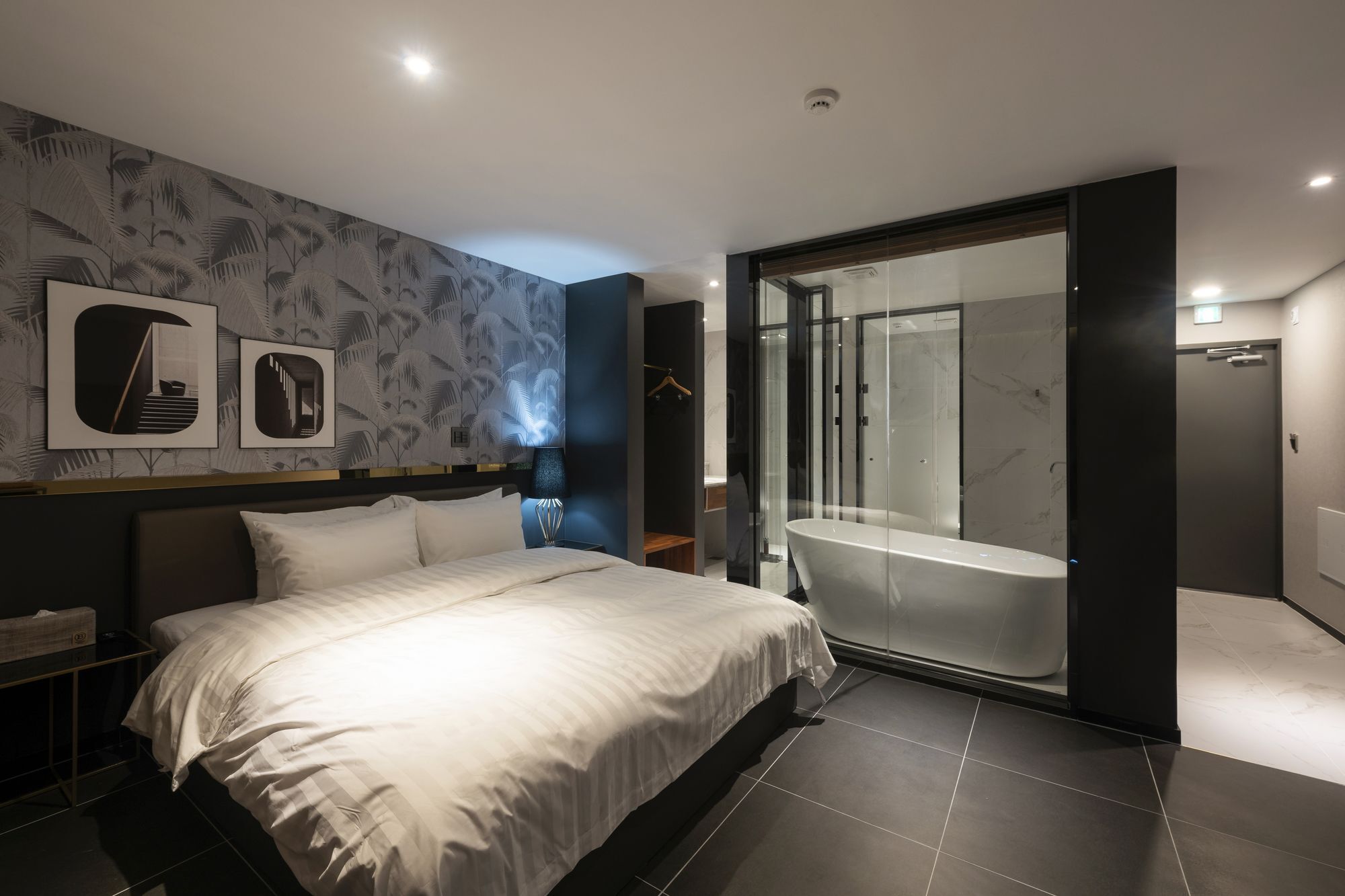 Brown-Dot Hotel Shinho Busan Extérieur photo