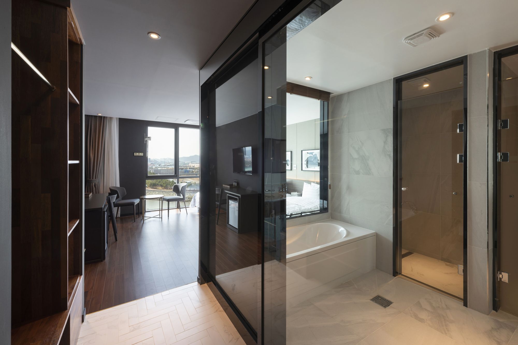 Brown-Dot Hotel Shinho Busan Extérieur photo